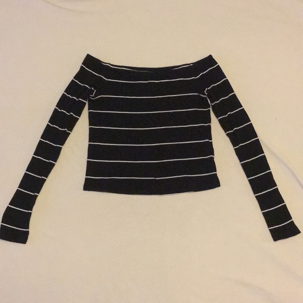 H&M Black and white shirt